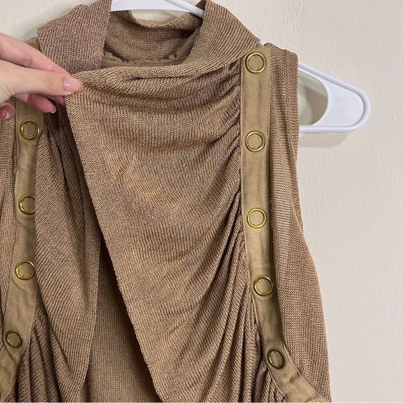 Brown Y2K Cache Vest - Picture 3 of 5